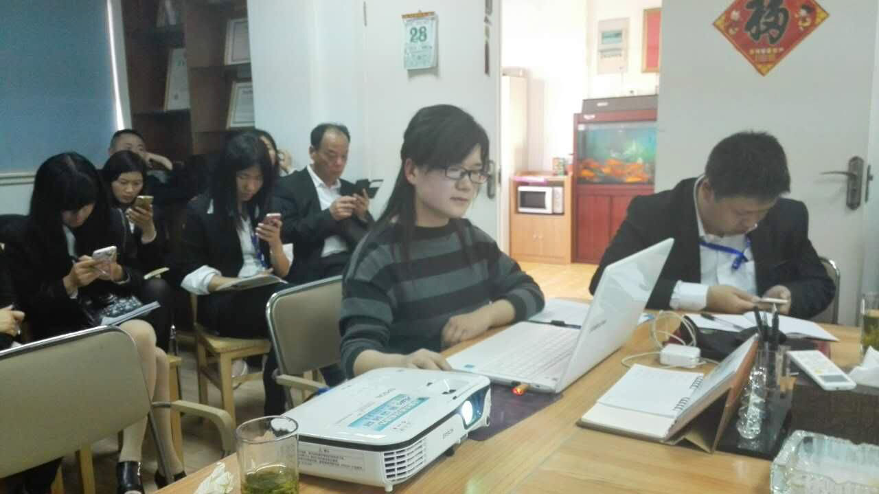政纬所为顾问单位开办法律讲座