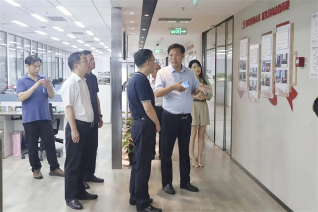 政纬动态丨苏州市虎丘区人大常委会主任高晓东一行考察政纬所